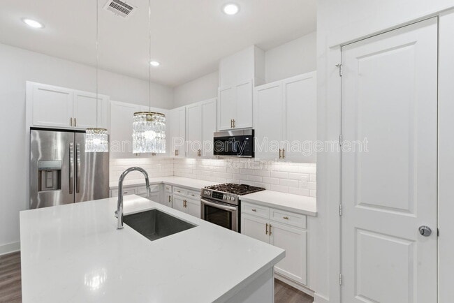 Building Photo - 4605 Lavatera St