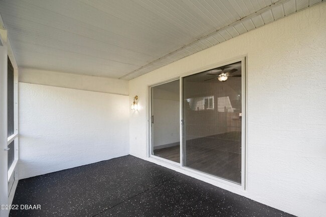 Building Photo - 3 bedrooms Port Orange