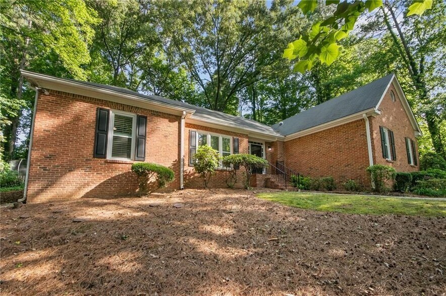 Building Photo - 1055 Downing Ct NE