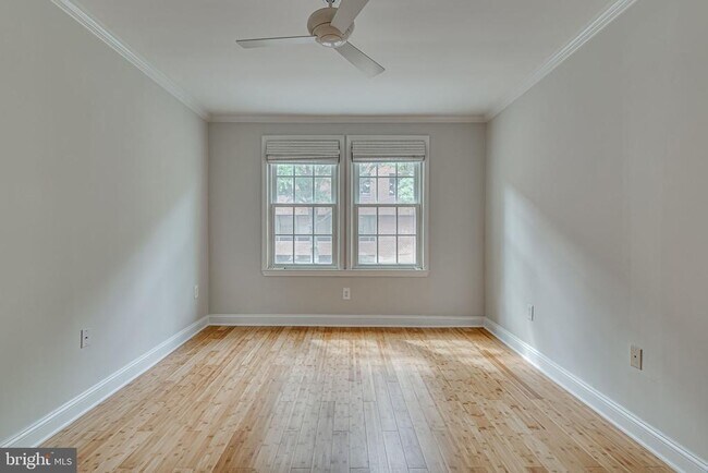 Building Photo - 610 Bashford Ln