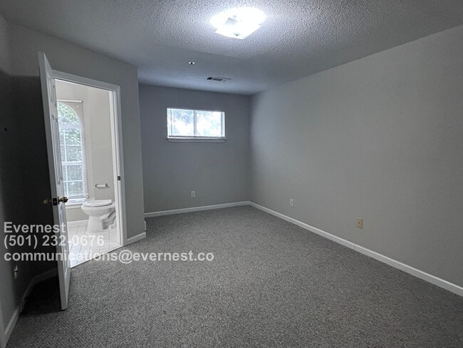 Building Photo - 3816 Soapstone Rd