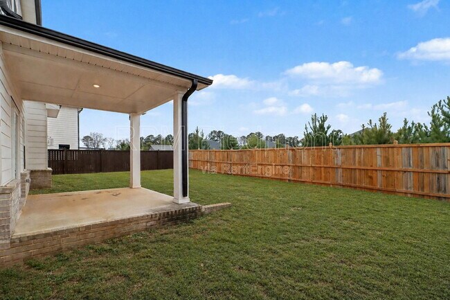 Building Photo - 760 Sara Mdw Rd