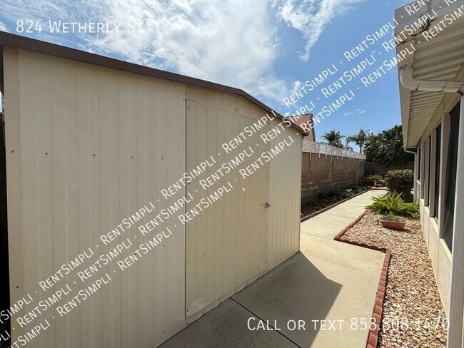 Building Photo - 824 Wetherly St