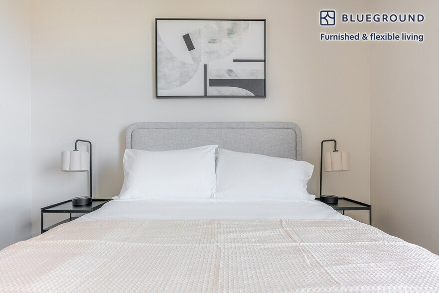 Building Photo - 301 M St SW