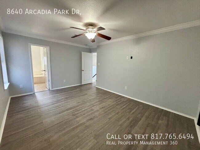 Building Photo - 8640 Arcadia Park Dr