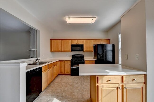 Building Photo - 4006 Edgecomb Dr