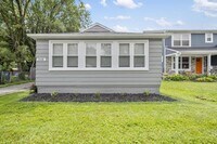 Building Photo - 346 E Bernhard Ave