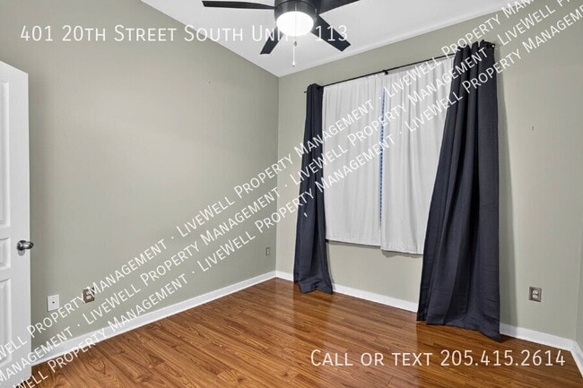 Building Photo - 401 20th St S