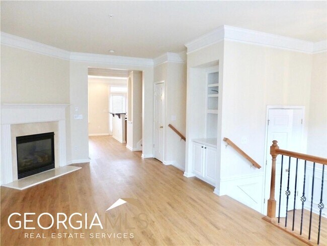Building Photo - 1711 Highlands View Dr