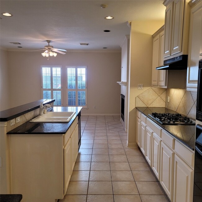 Building Photo - 7111 Harmony Cove Cv