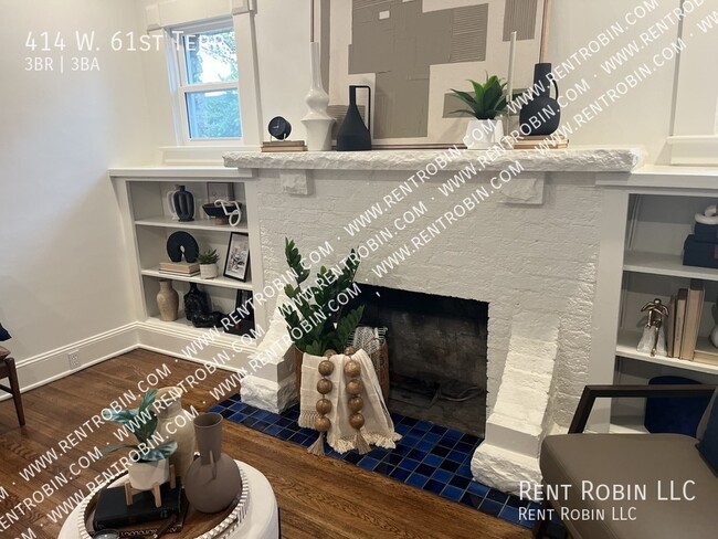 Building Photo - 414 W 61st Terrace