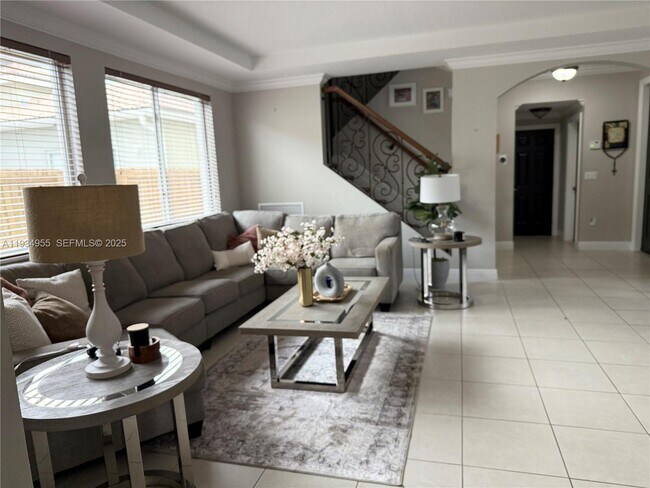 Building Photo - 2239 SE 19th Ave