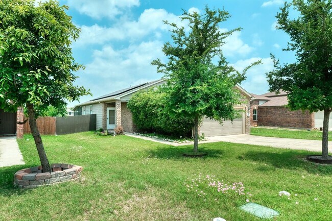 Building Photo - 451 New Bridge Dr