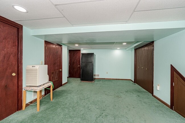 Building Photo - 44 Gillis St