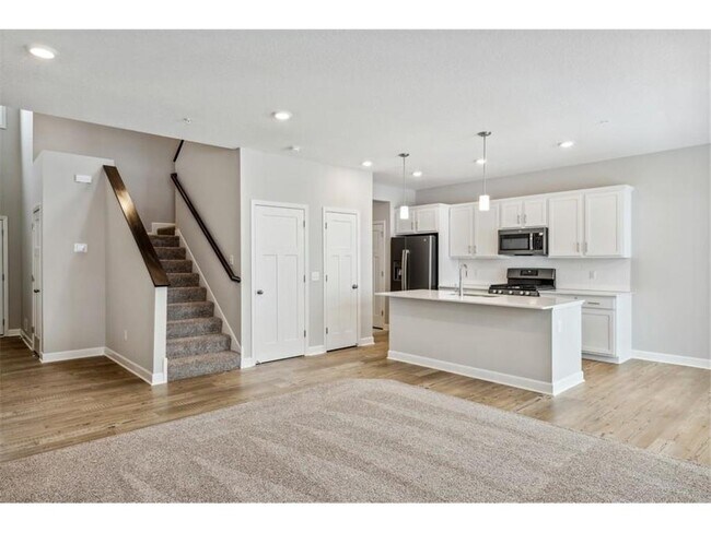 Primary Photo - 9296 4th St N