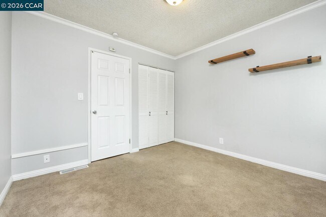 Building Photo - 238 Thistle Cir