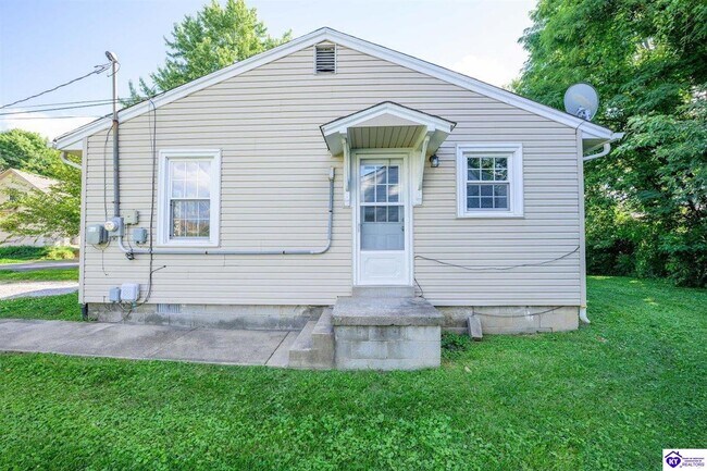 Building Photo - 514 Henry St