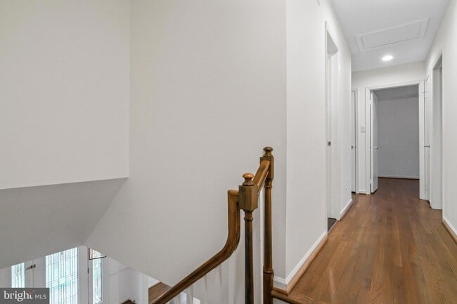 Building Photo - 9312 Sprinklewood Ln