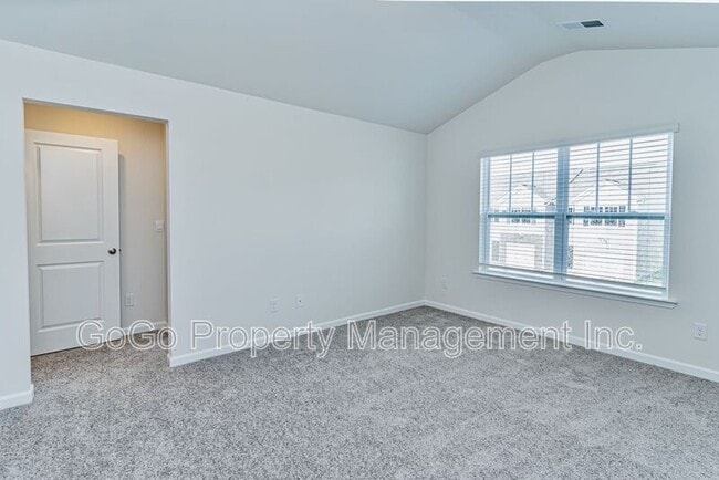 Building Photo - 31 Sunriff CT