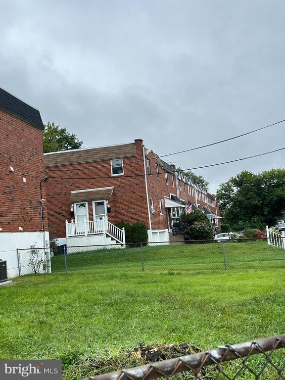 Building Photo - 2901 Secane Dr