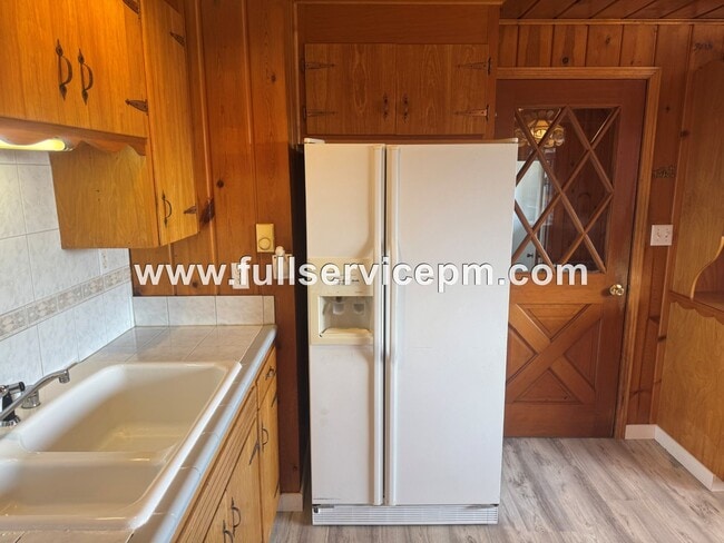 Building Photo - Charming house in downtown Snohomish