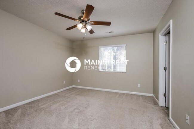 Building Photo - 3 Bedroom Pet-Friendly Home in Winston-Salem, NC with Main Street Renewal