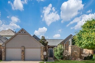 Building Photo - 16020 Chalfont Cir