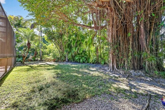 Building Photo - 11890 SW 72nd Pl