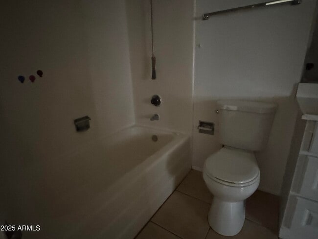 Building Photo - 6729 N 44th Ave