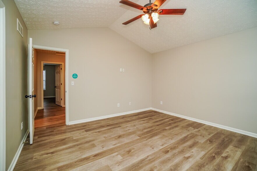 Building Photo - 224 Sonoma Dr