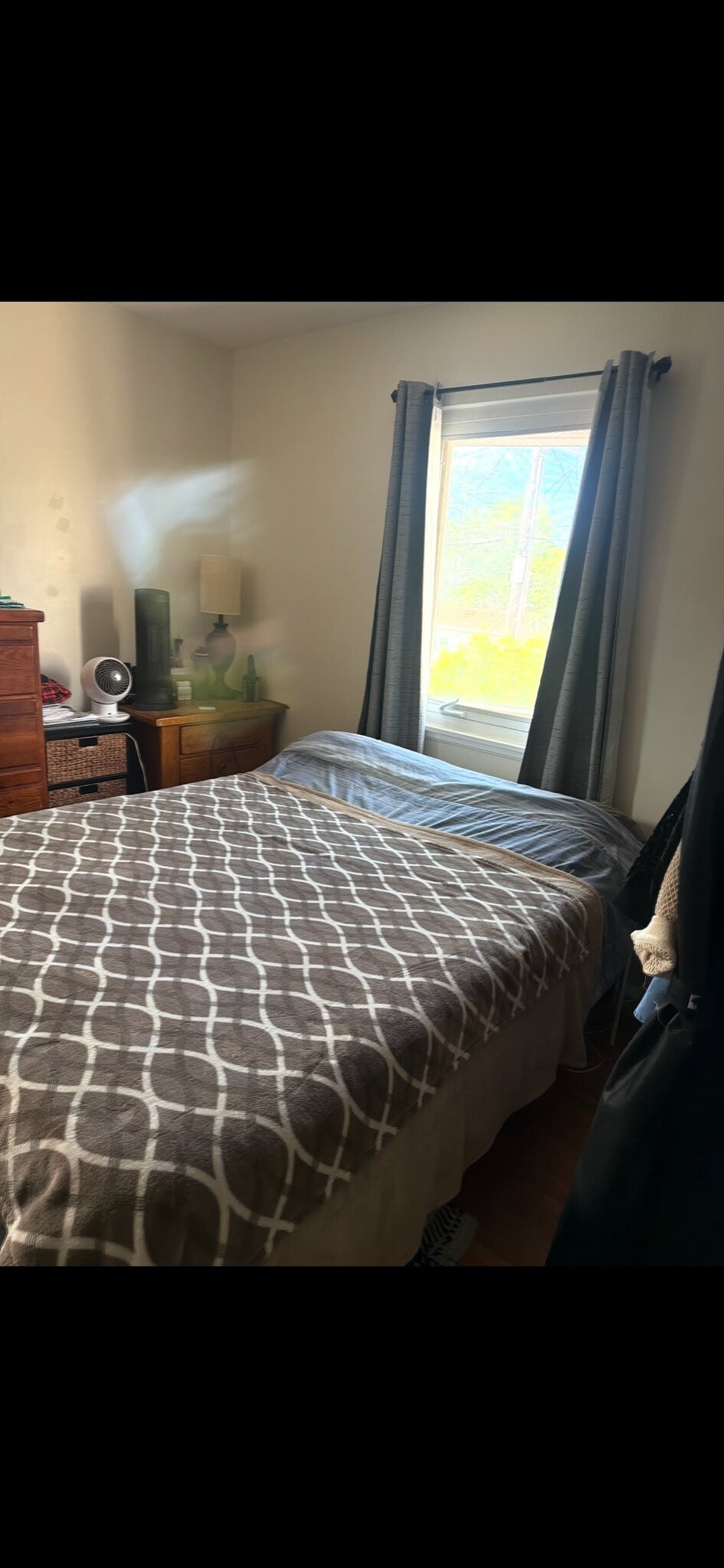 Building Photo - 4031 Tilden Ave