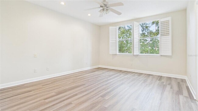 Building Photo - 505 S Tampania Ave