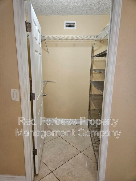 Building Photo - 13571 Eagle Ridge Dr