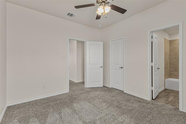Building Photo - 3109 Maverick Dr