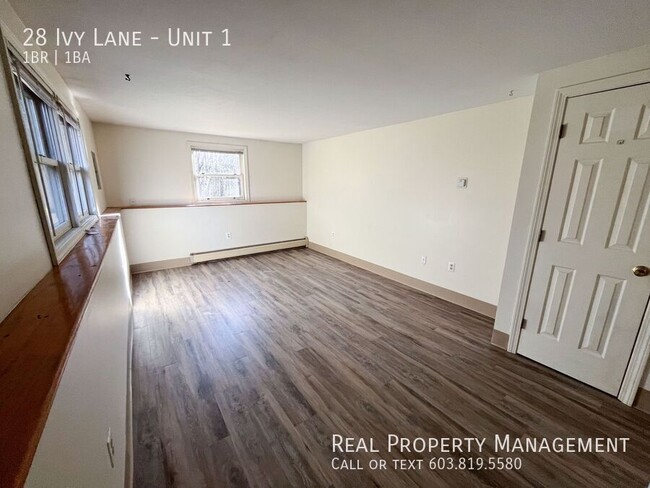 Building Photo - 1 Bed in Barrington with Heat and Hot Wate...