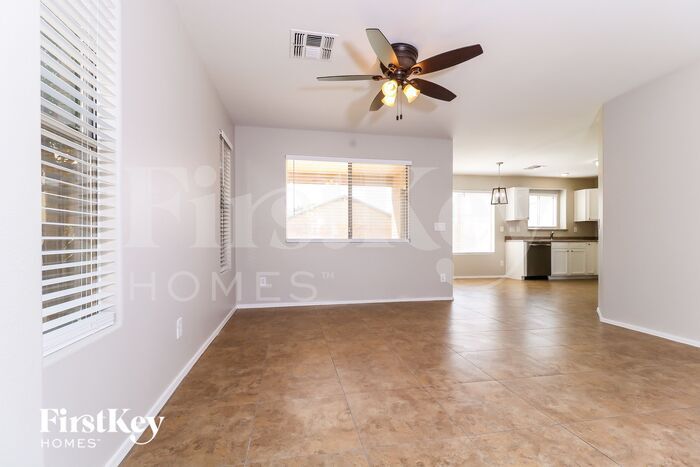 Building Photo - 12909 W Monte Vista Rd