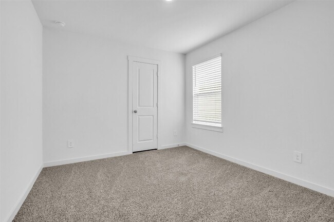 Building Photo - 30723 Skye Villa Ln