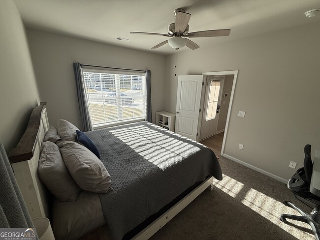 Building Photo - 108 Hidden Hls Dr