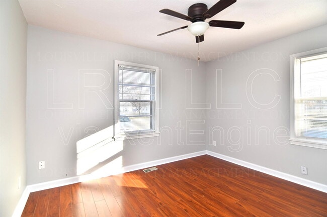 Building Photo - 6604 Estele Ave