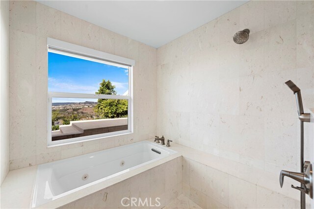 Building Photo - 701 Avenida Presidio