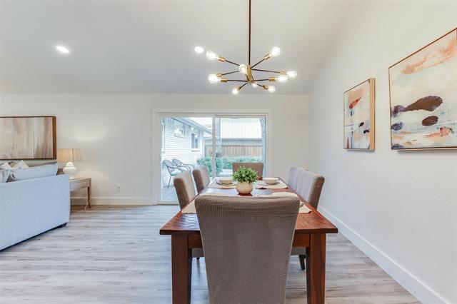 Building Photo - 9962 Larchbrook Dr