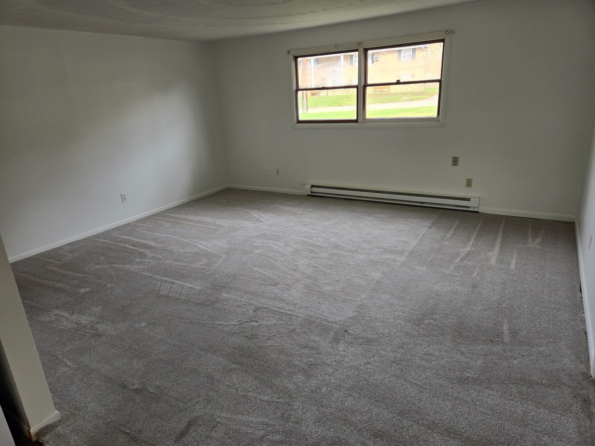 Building Photo - 292 Kennedy St