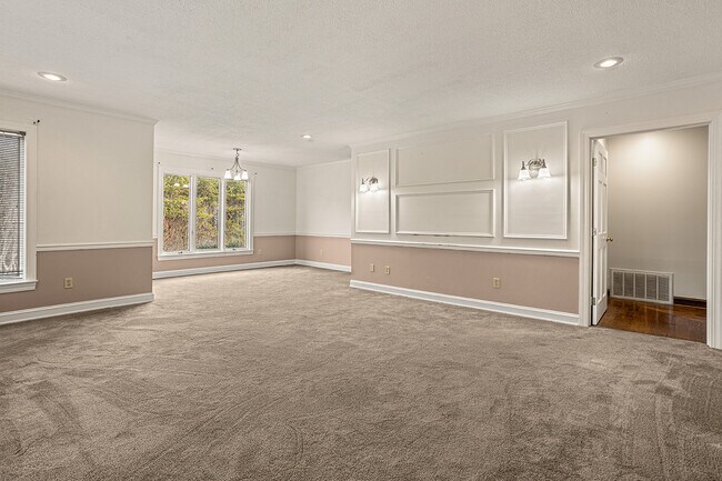 Building Photo - 274 Elkins Rd