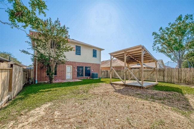 Building Photo - 18339 Beaverdell Dr