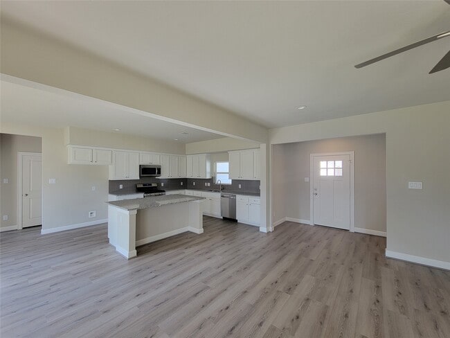 Building Photo - 1620 La Delle St