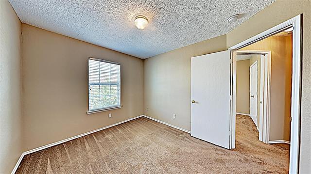 Building Photo - 5705 Giddyup Ln