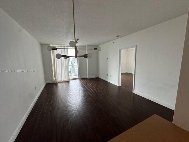 Building Photo - 1250 S Miami Ave