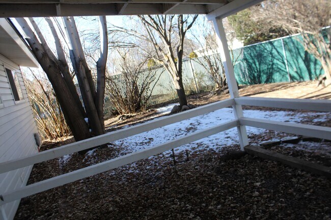 Building Photo - 5265 Golden Ct