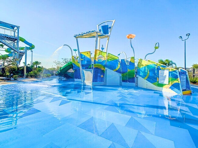 Building Photo - 955 Splash Shot Pl