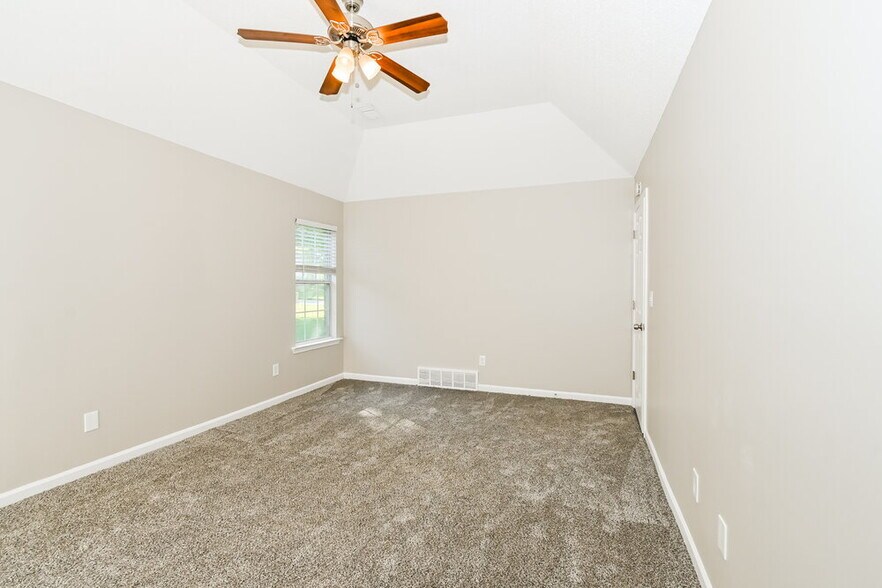 Building Photo - 4924 Wemberley Dr